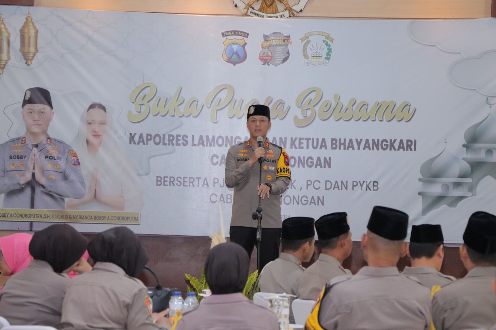 Kapolres Lamongan Ajak Kapolsek Jajaran Dan Bhayangkari Buka Puasa Bersama