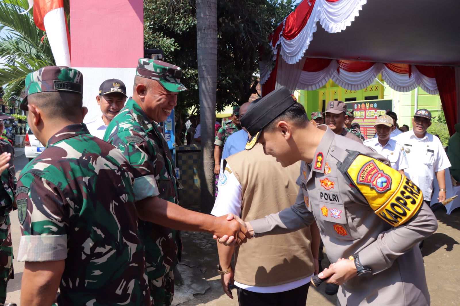Kapolres Lamongan Hadiri Serangkaian Kegiatan Penutupan TNI Manunggal Membangun Desa (TMMD) ke-119 TA 2024