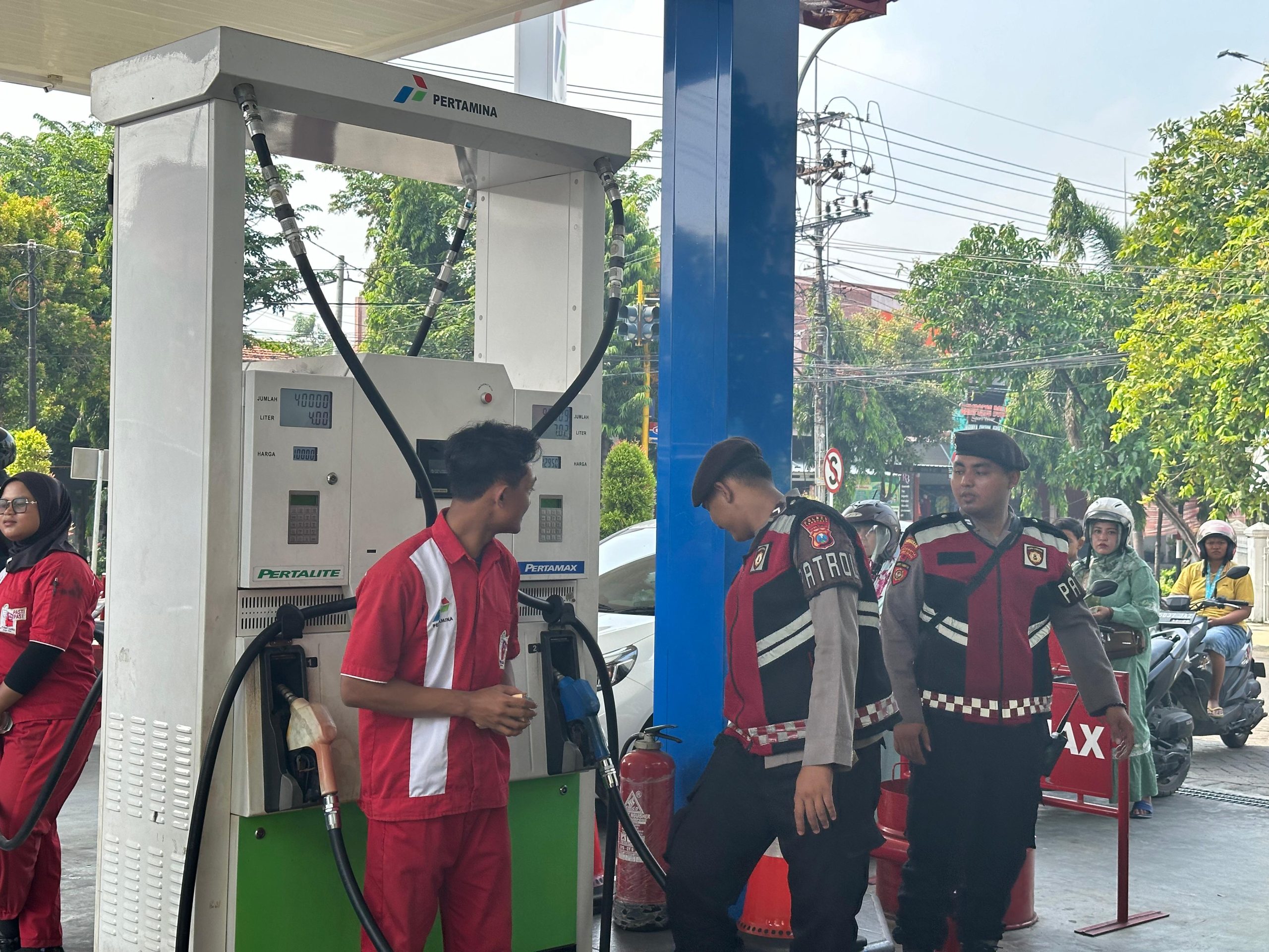 Polres Lamongan Intensif Awasi SPBU Demi Cegah Praktik Penjualan BBM yang Tidak Jujur