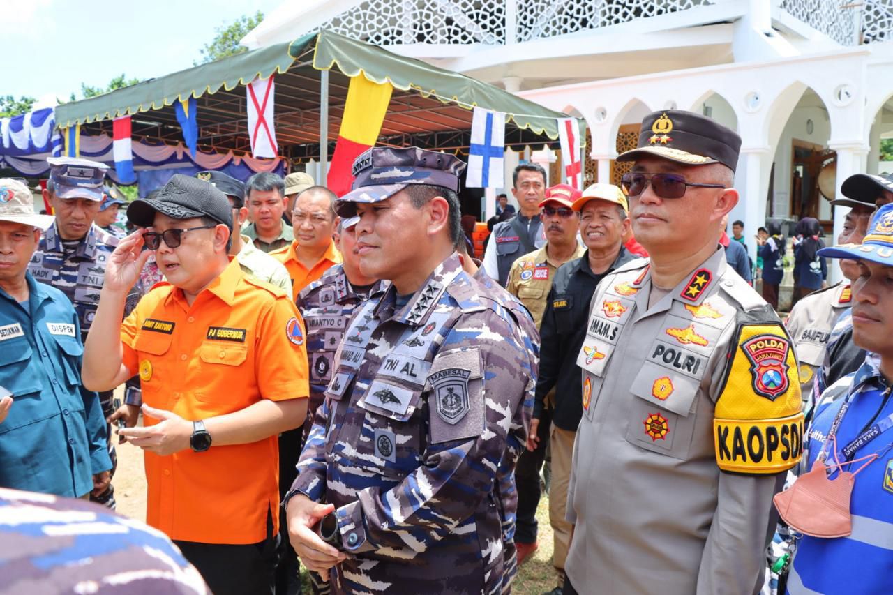 Akibat gempa bumi di Tuban beberapa waktu lalu masih dirasakan Masyarakat warga Pulau Bawean Kabupaten Gresik