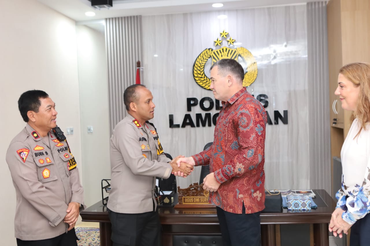 Kapolres Lamongan Terima Kunjungan Konsulat Jenderal Australia dalam Rangka Silaturahmi dan Peningkatan Sinergitas