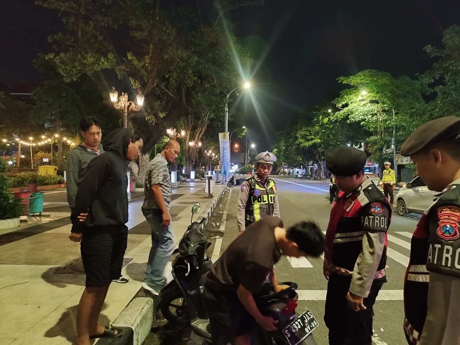 Polres Lamongan Gelar Patroli Harkamtibmas Antisipasi Balap Liar dan Premanisme