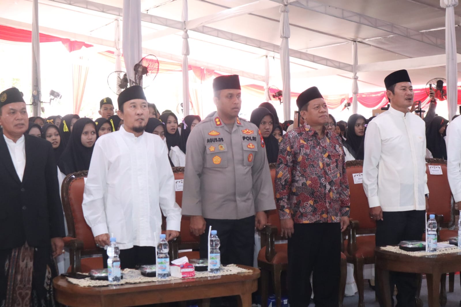 Kapolres Lamongan Hadiri Pengukuhan Hafidz dan Hafidzah GLMTQ Tahun 2025