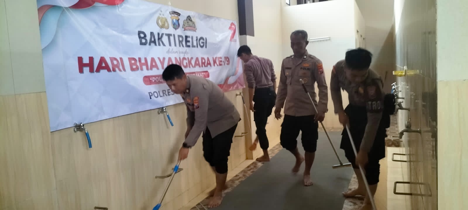 Polres Lamongan Gelar Bakti Religi Sambut HUT Bhayangkara ke-79