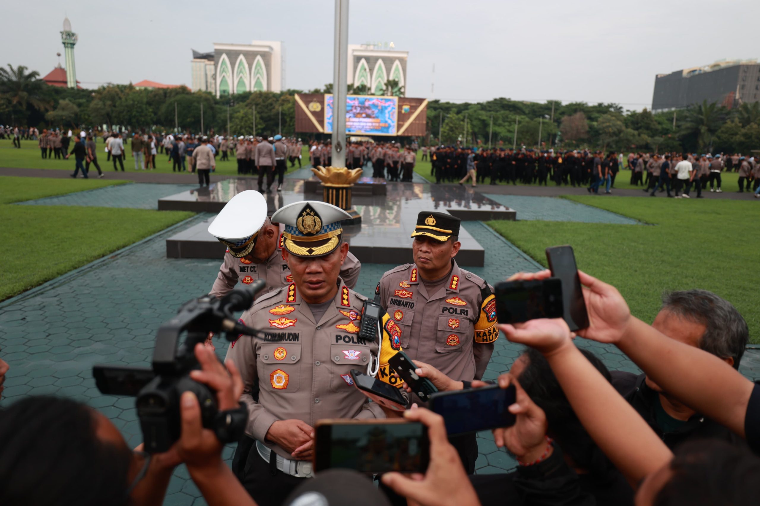 Polda Jatim Himbau Masyarakat Melakukan Takbir Malam Lebaran Dengan Memakmurkan Masjid
