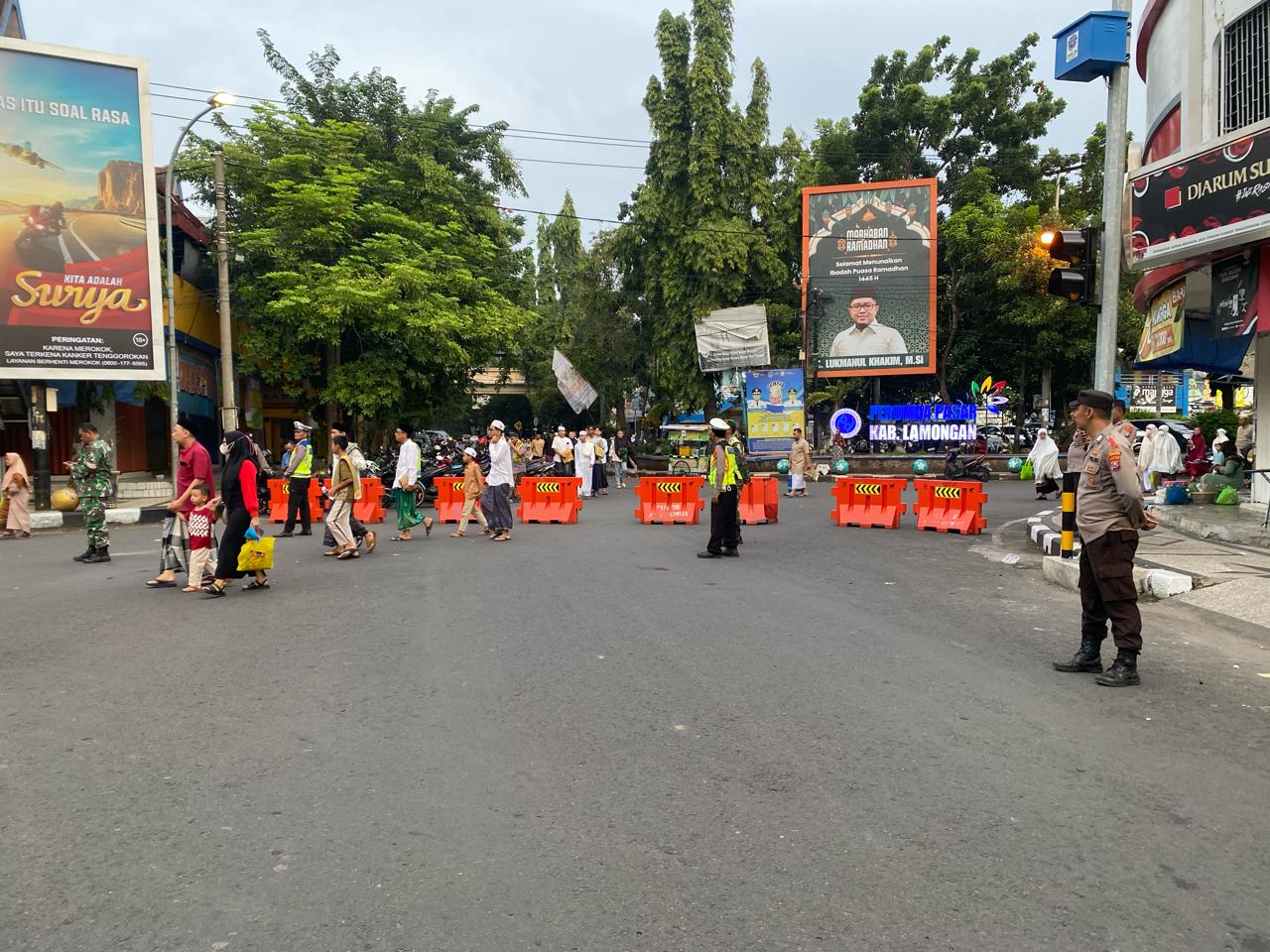 Polres Lamongan Berhasil Amankan Sholat Idul Fitri 1445 H di wilayah Lamongan