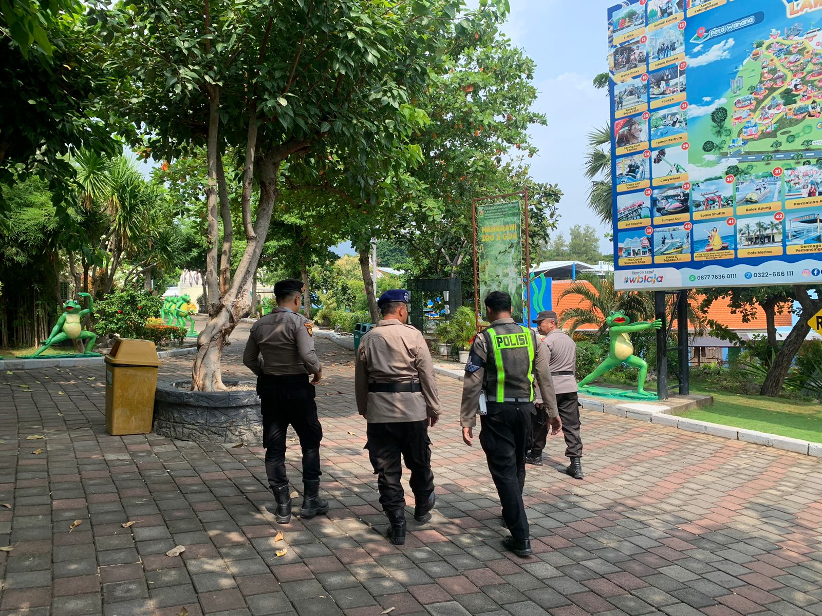 Pos PAM WBL Gencar Lakukan Patroli di Wisata Bahari Lamongan Selama Ops Ketupat Semeru 2024