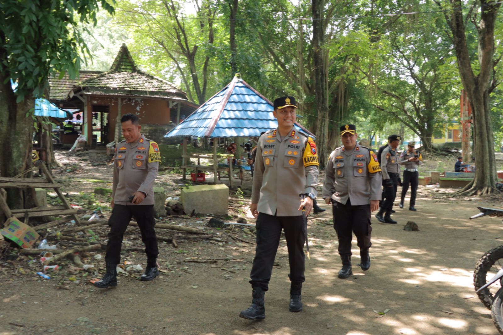 Pastikan Wisata Aman Kondusif, Kapolres Lamongan Cek Area Wisata Waduk Gondang