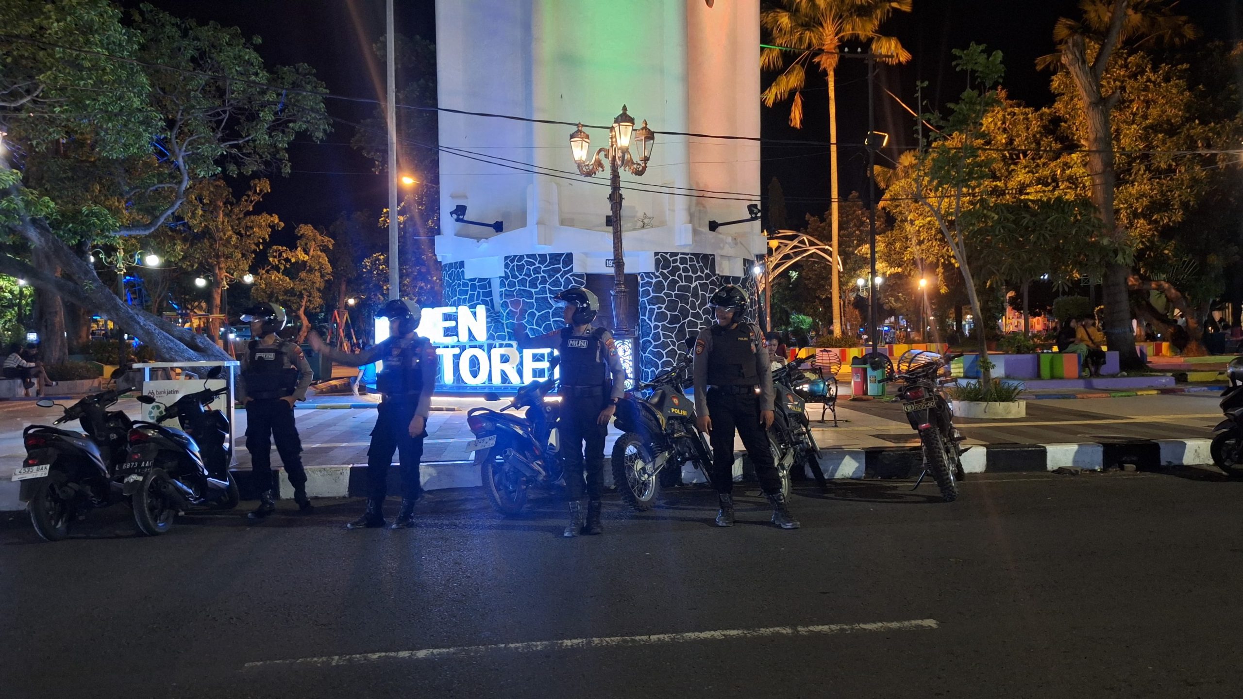 Satgas Preventif Ops Ketupat Semeru 2024 Polres Lamongan Gelar Patroli Tempat Umum