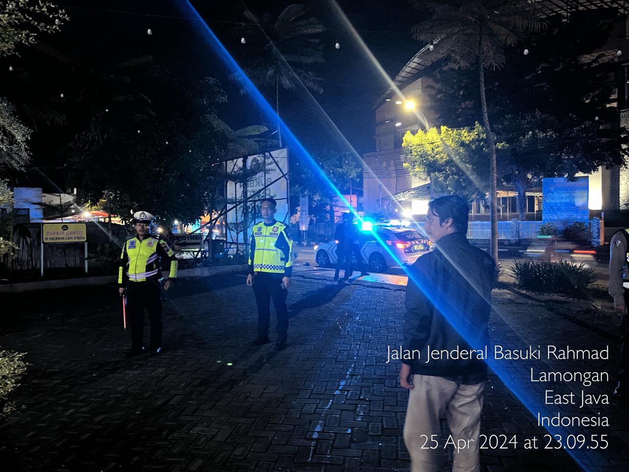 Polres Lamongan Gelar Patroli Harkamtibmas untuk Menjaga Keamanan dan Ketertiban di Wilayah Lamongan