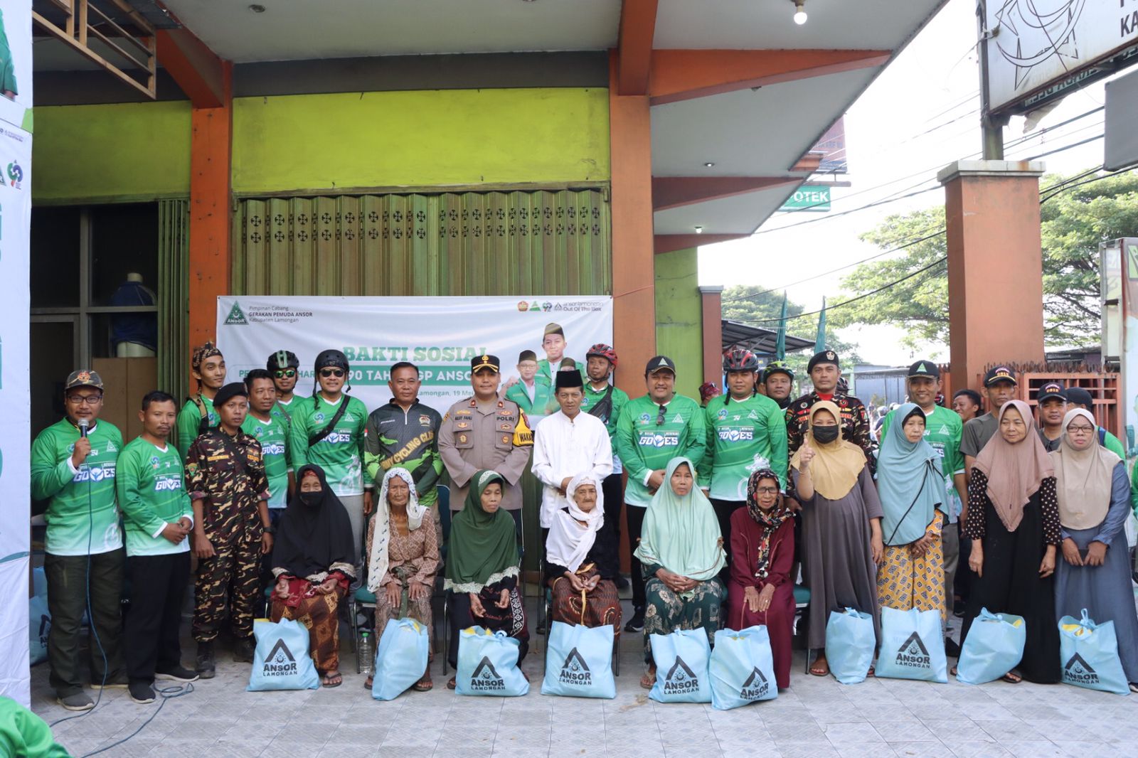 Wakapolres Lamongan Hadiri Peringatan Harlah GP Ansor ke-90 dengan Beragam Kegiatan Sosial