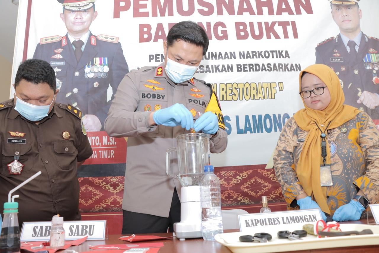 Polres Lamongan Gelar Pemusnahan Barang Bukti Narkoba Hasil Ungkap Kasus Narkotika