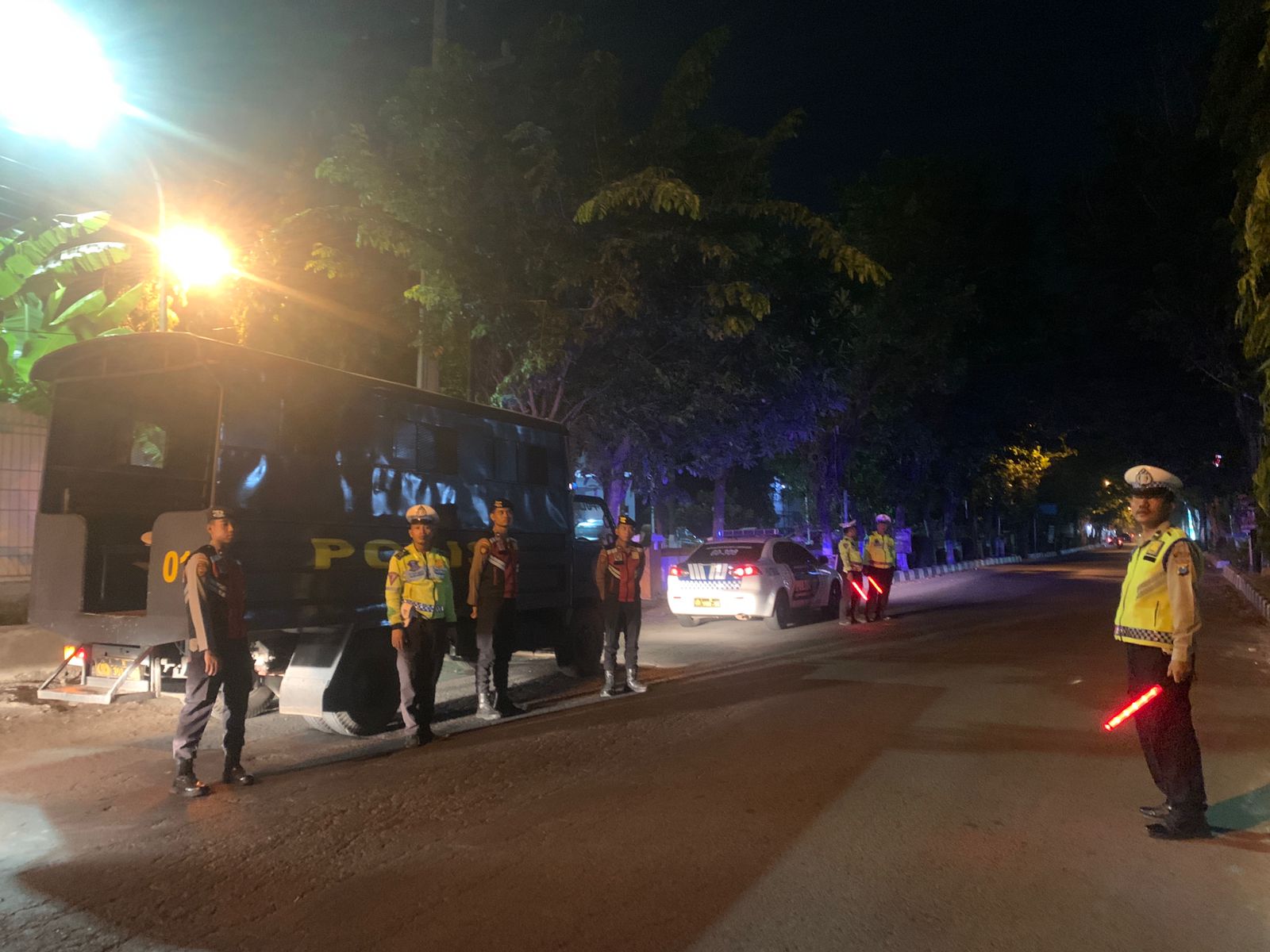 Anggota Polres Lamongan Laksanakan Kegiatan Patroli Harkamtibmas