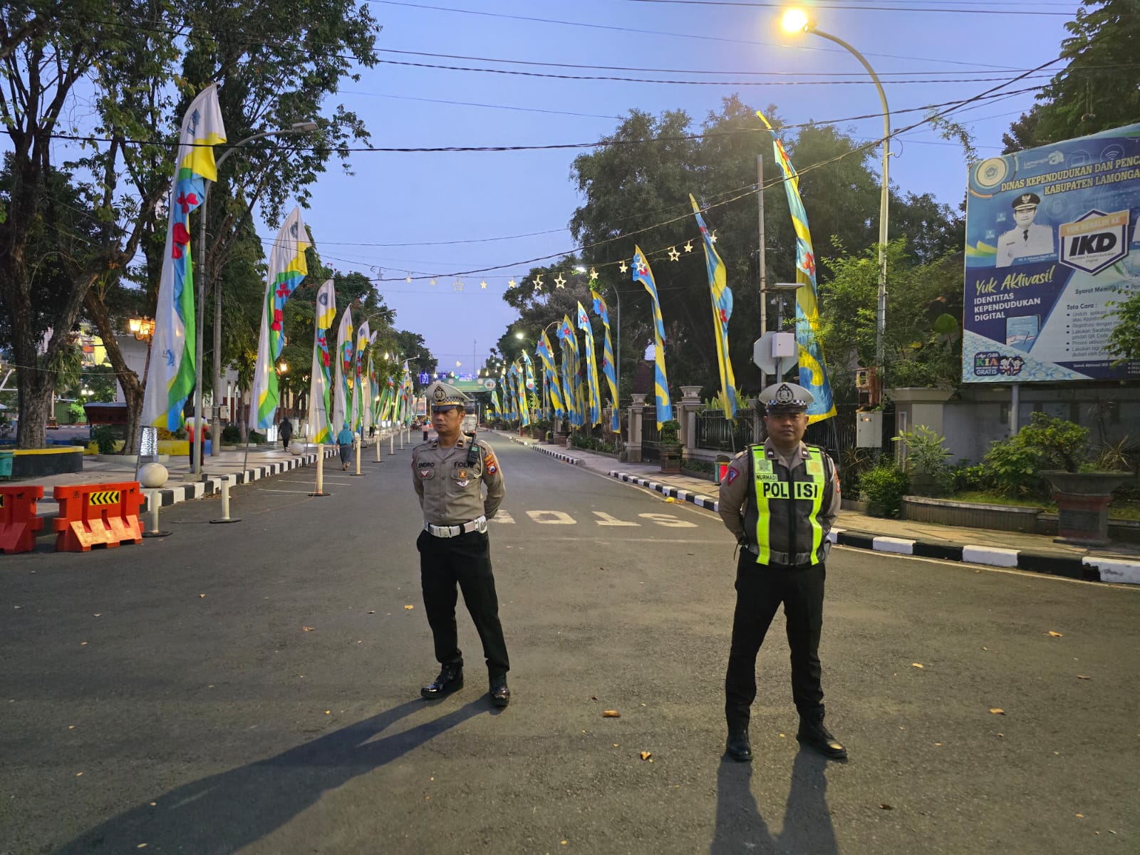 Personel Polres Lamongan Laksanakan Pengamanan Minggu Ceria