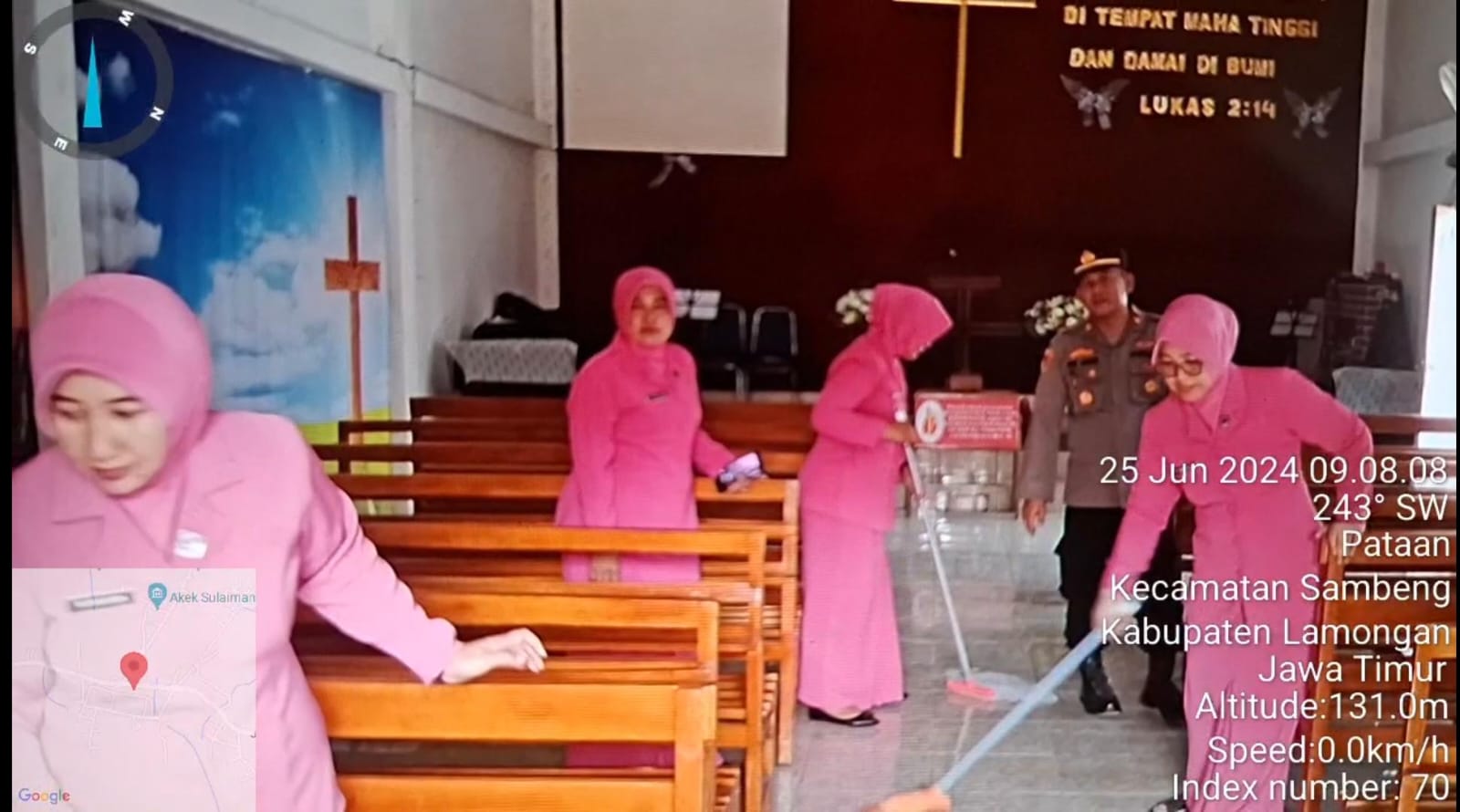 Polsek Sambeng dan Bhayangkari Laksanakan Bakti Sosial di Dua Tempat Ibadah dalam Rangka Hari Bhayangkara ke-78