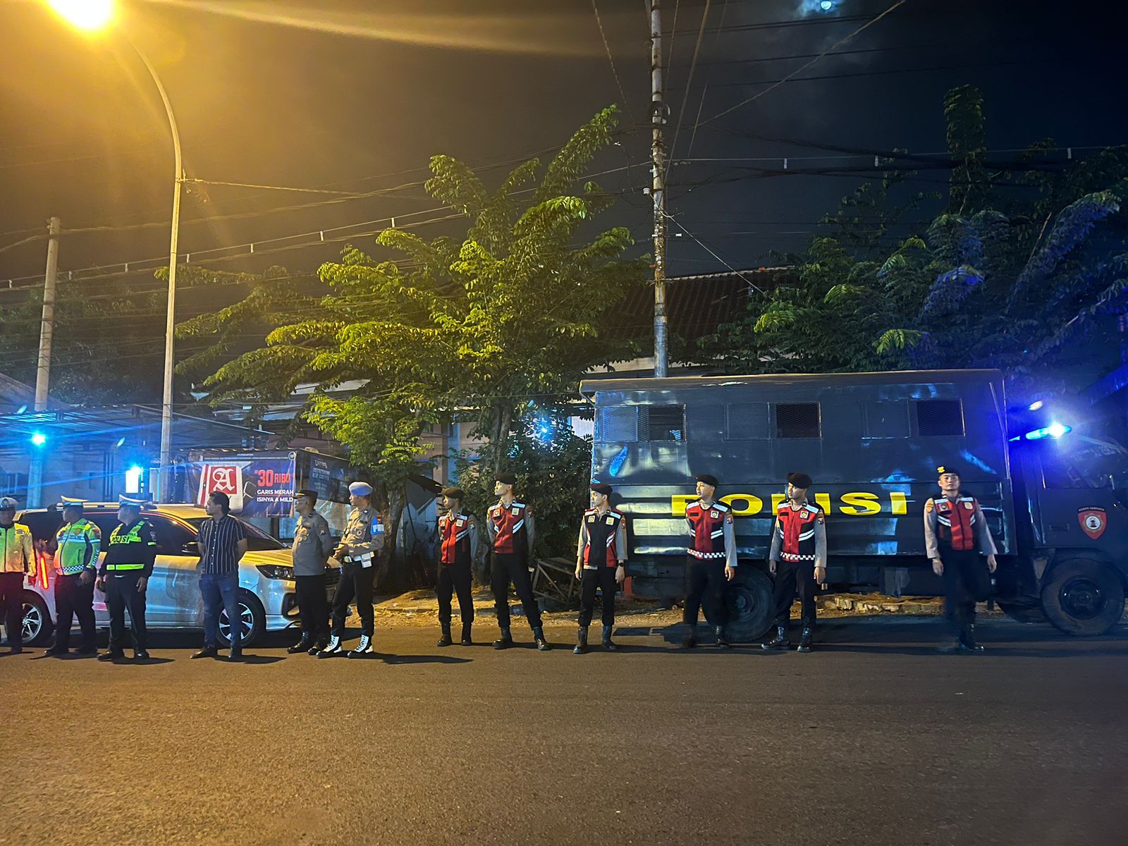 Anggota Polres Lamongan Laksanakan Patroli Harkamtibmas Guna Jaga Keamanan Wilayah