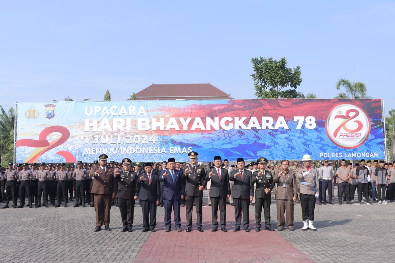 Upacara Peringatan Hari Bhayangkara Ke 78 Tahun 2024 dengan tema Polri Presisi Mendukung Percepatan Transformasi Ekonomi yang Inklusif dan Berkelanjutan Menuju Indonesia Emas