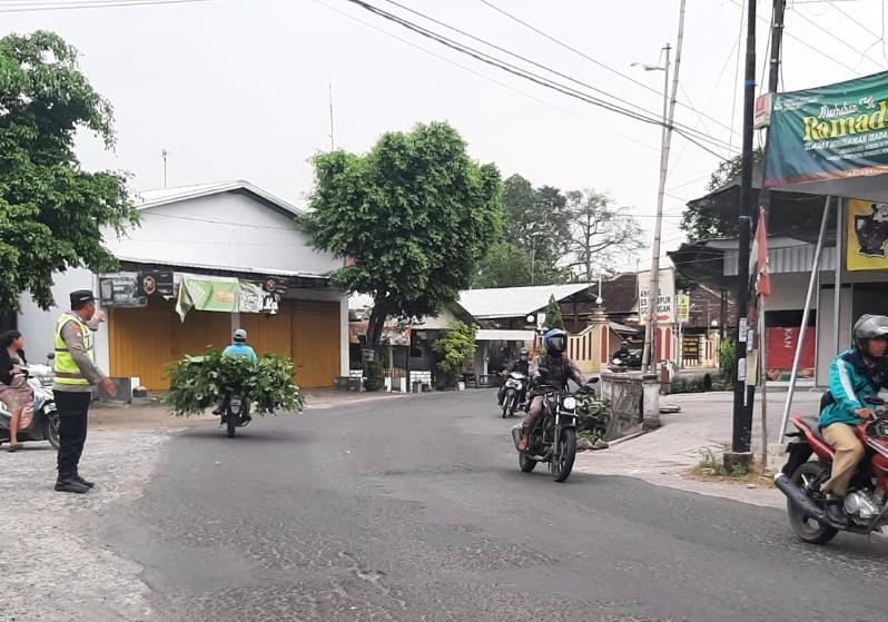 Upaya Polres Lamongan Ciptakan Kelancaran Arus Lalu Lintas Melalui Commander Wish