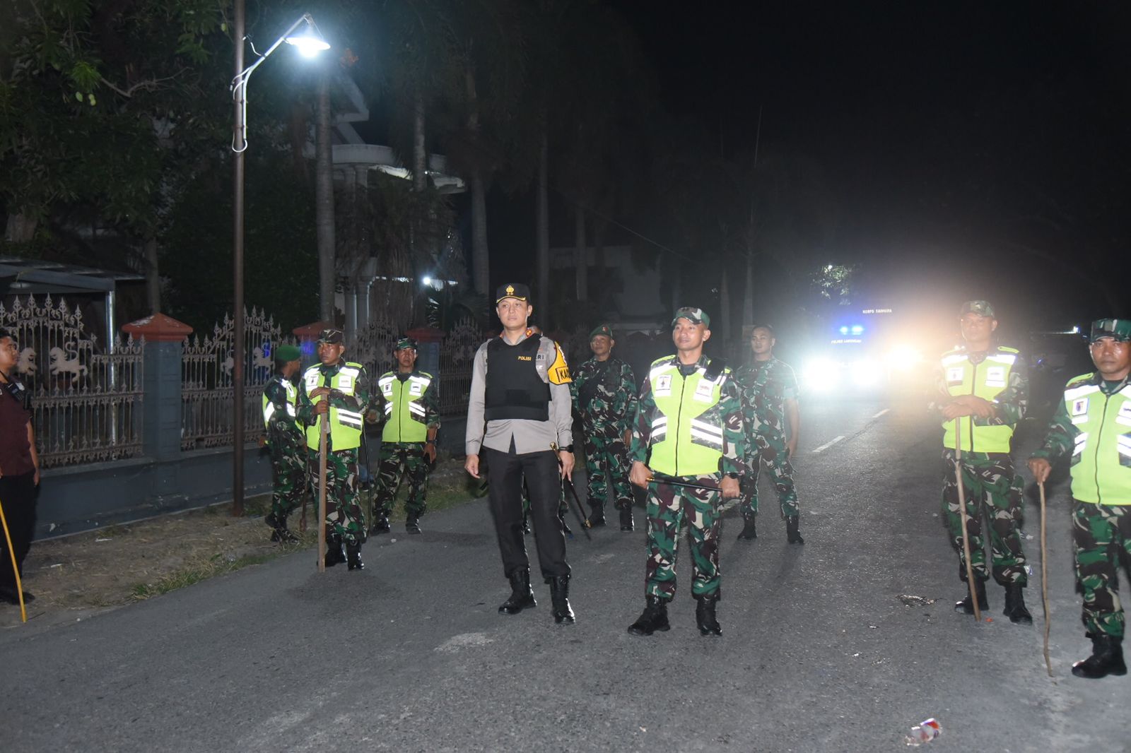 Kapolres Lamongan Turun Langsung Ke Lapangan Pastikan Kondisi Aman Saat Kegiatan Pengesahan