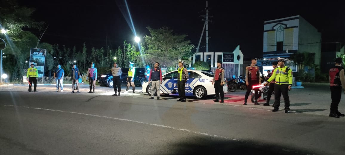 Anggota Polres Lamongan Lakukan Patroli Harkamtibmas Guna Cegah Kriminalitas