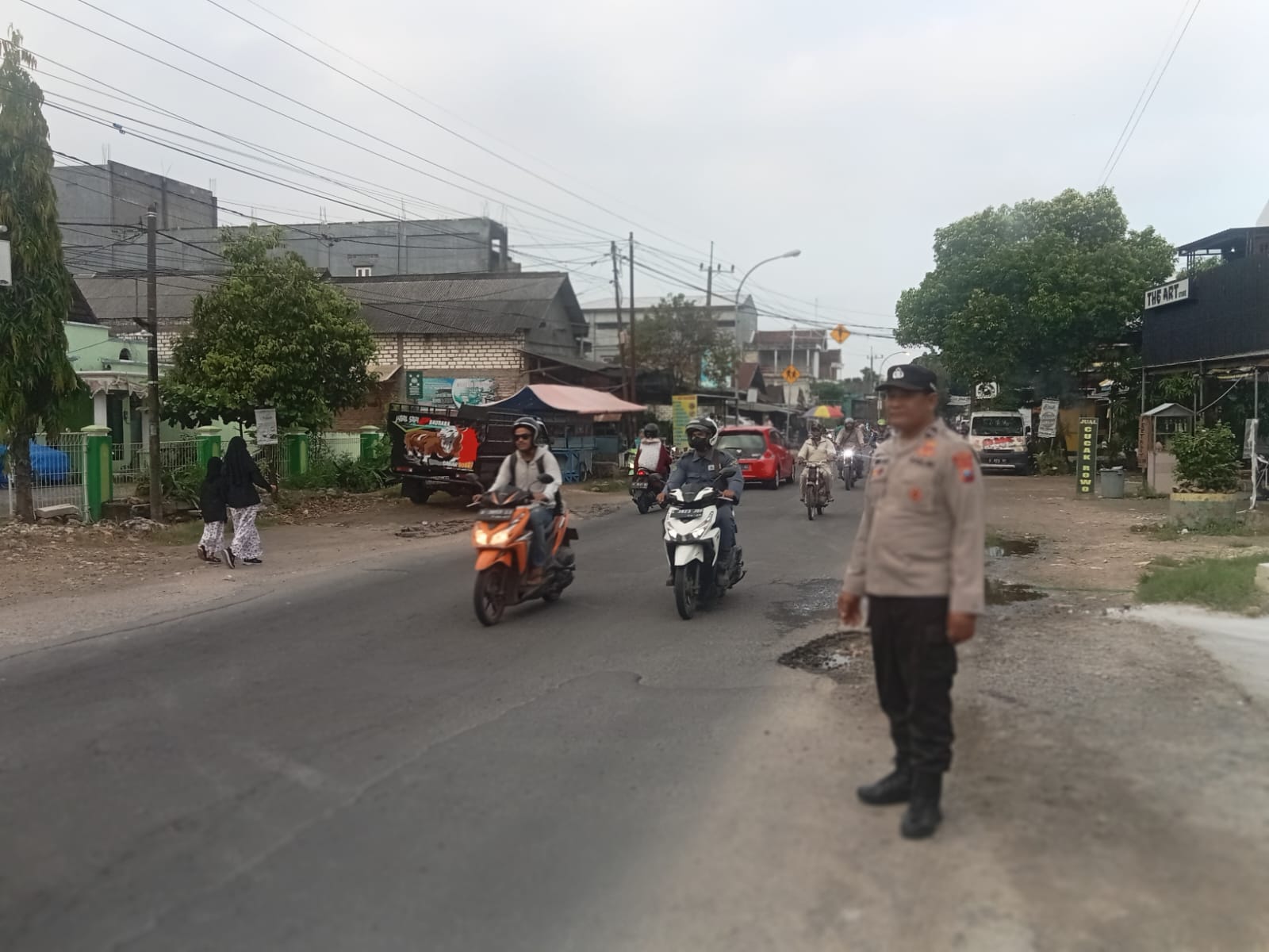 Anggota Polres Lamongan Laksanakan Kegiatan Commander Wish