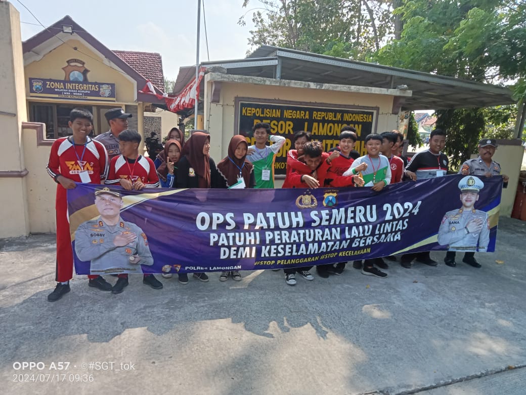 Polres Lamongan Patroli sekaligus Sosialisasikan Ops Patuh Semeru 2024