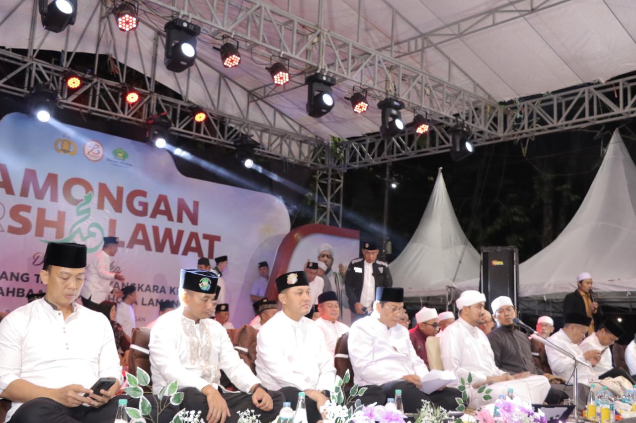 Polres Lamongan Gelar Sholawatan “Lamongan Bersholawat” Dalam Rangka Hari Bhayangkara ke-78 Tahun 2024
