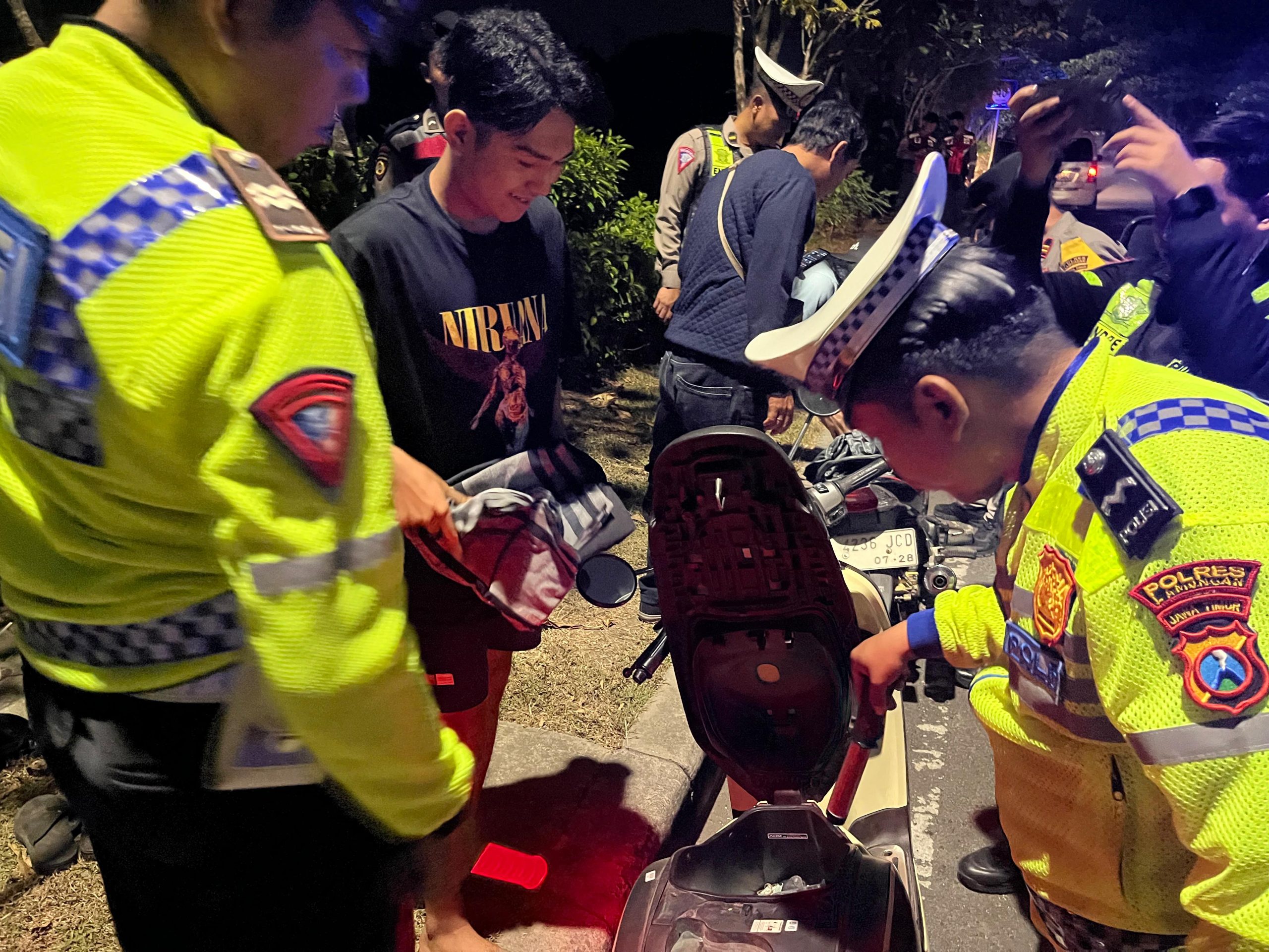 Anggota Polres Lamongan Laksanakan Patroli Harkamtibmas Guna Cegah Tindak Kriminalitas