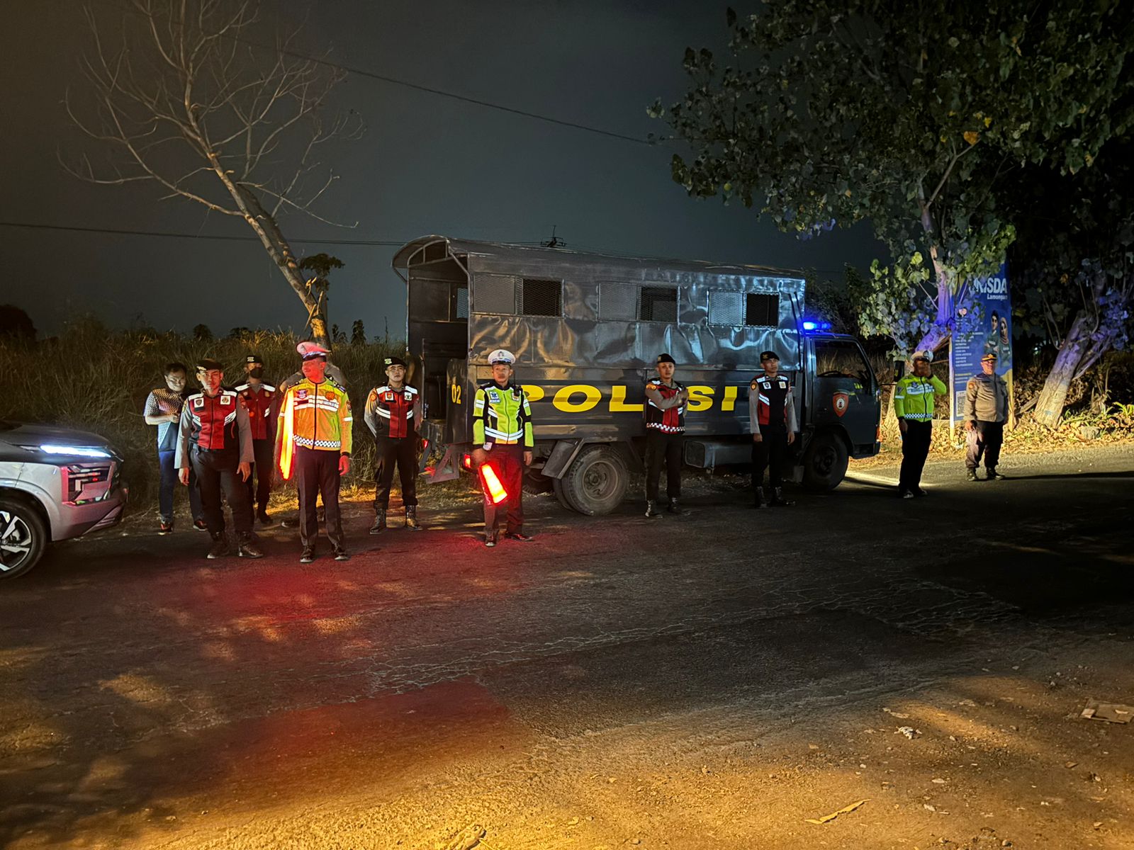 Anggota Polres Lamongan Pantau Situasi Wilayah Melalui Patroli Harkamtibmas