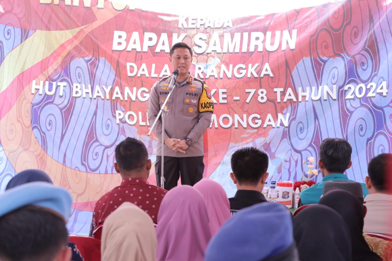 Kado Hari Bhayangkara ke 78: Kapolres Lamongan Resmikan Bedah Rumah Layak Huni Bapak Samirun