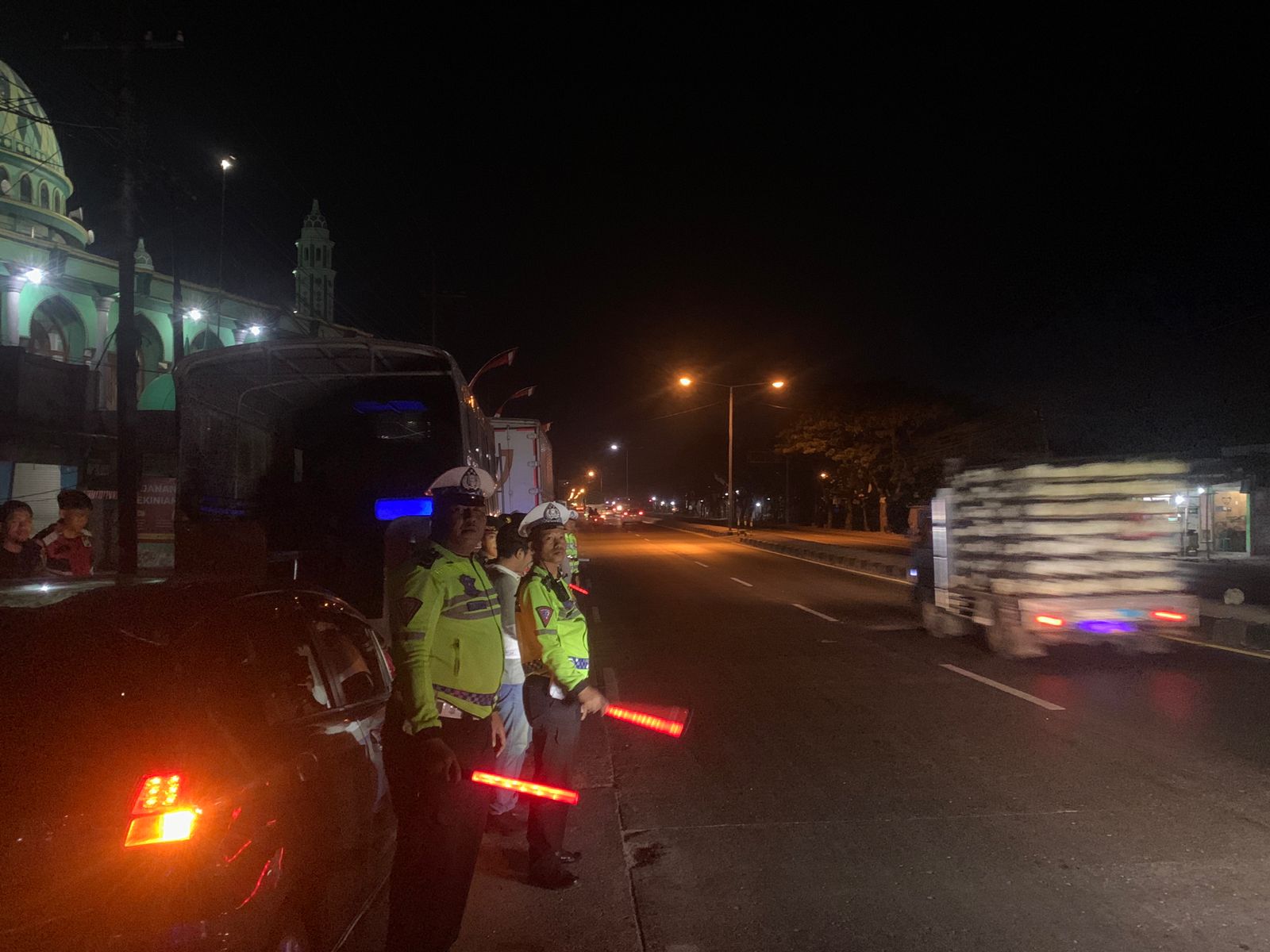Polres Lamongan Lakukan Patroli Harkamtibmas Demi Menjaga Keamanan Wilayah