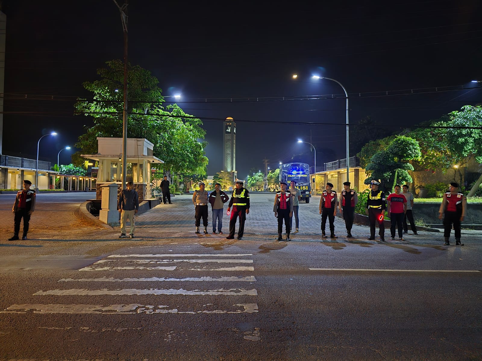 Polres Lamongan Gelar Patroli Harkamtibmas Pastikan Situasi Wilayah Aman