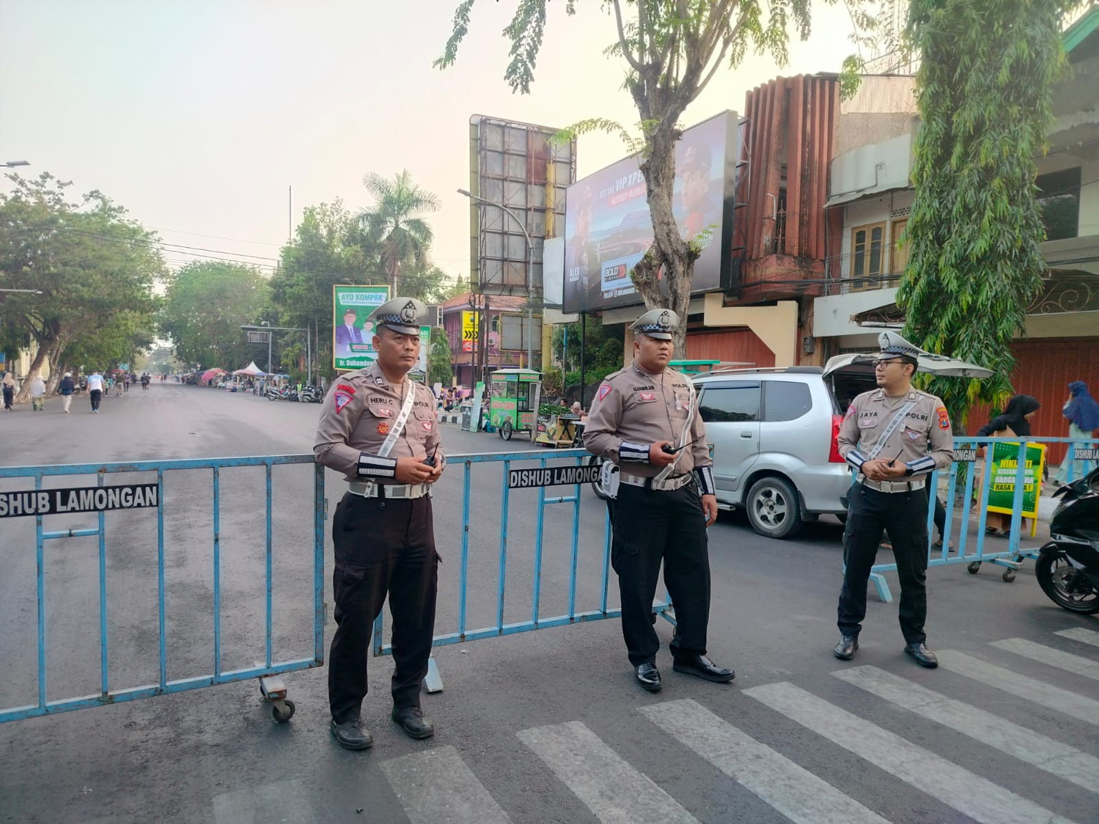 Anggota Polres Lamongan Laksanakan Pengamanan Kegiatan Mince