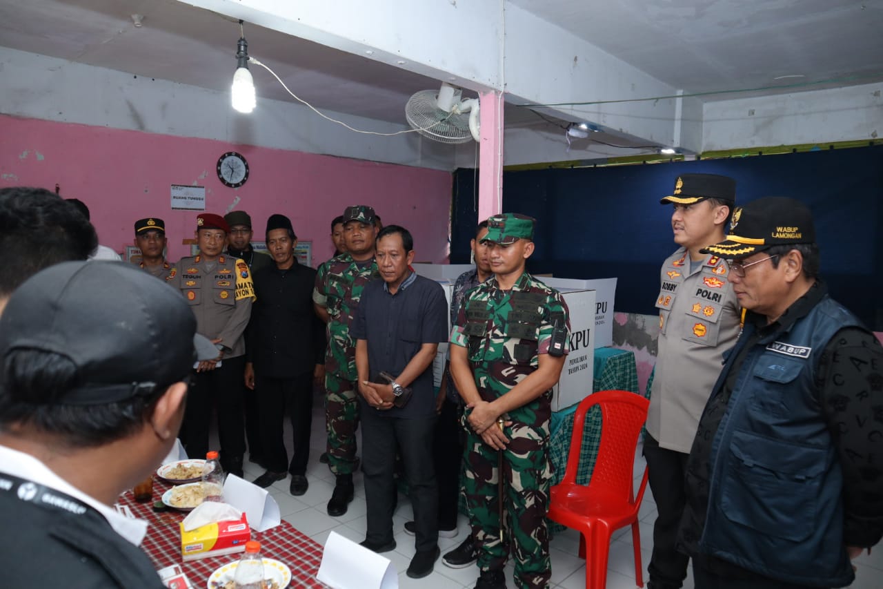 Kapolres Lamongan dan Forkopimda Pantau Langsung Pelaksanaan Pilkada 2024 di Kabupaten Lamongan