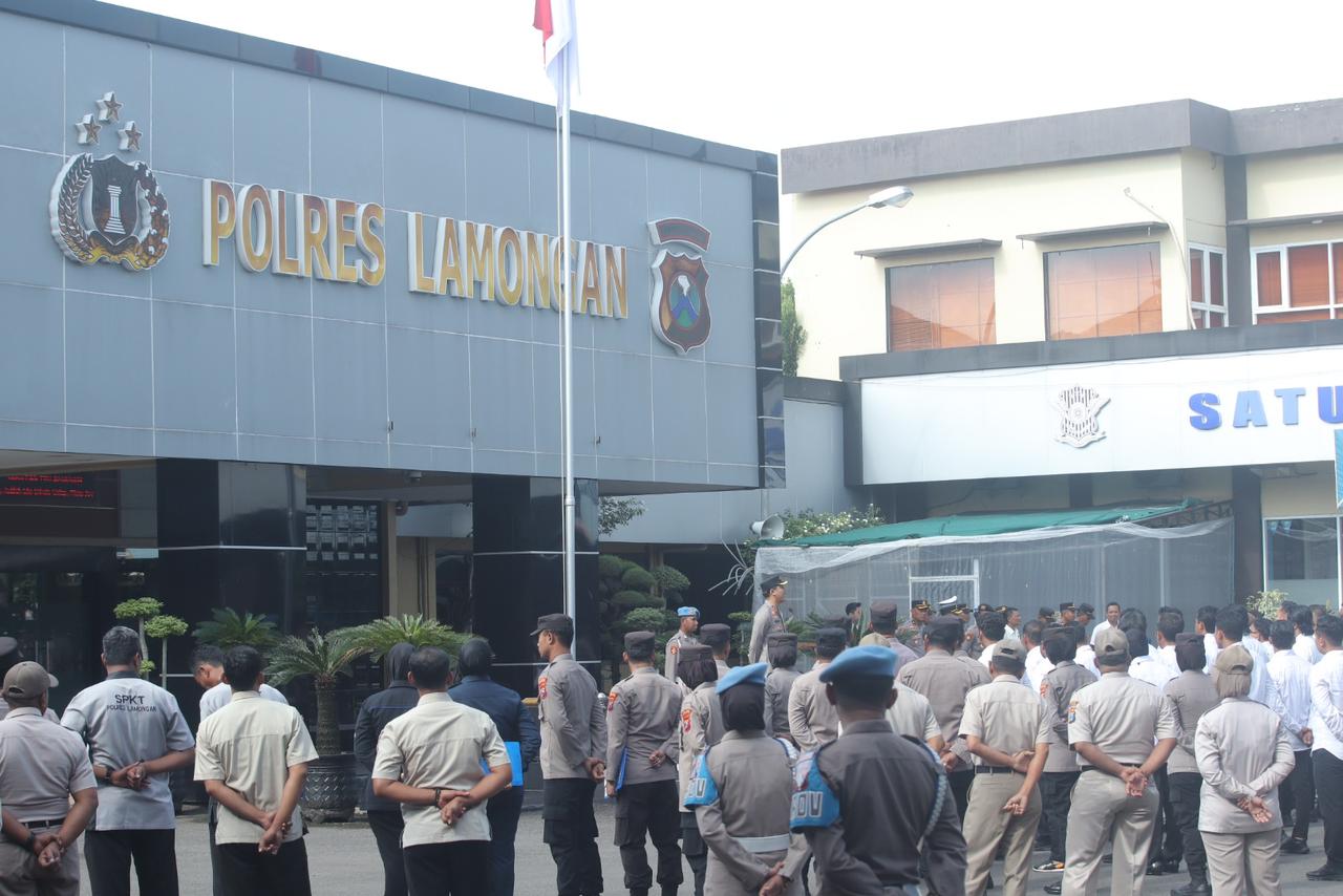 Kapolres Lamongan Pimpin Apel Pagi, Berikan Arahan Strategis untuk Jaga Keamanan Wilayah Pasca Pilkada 2024