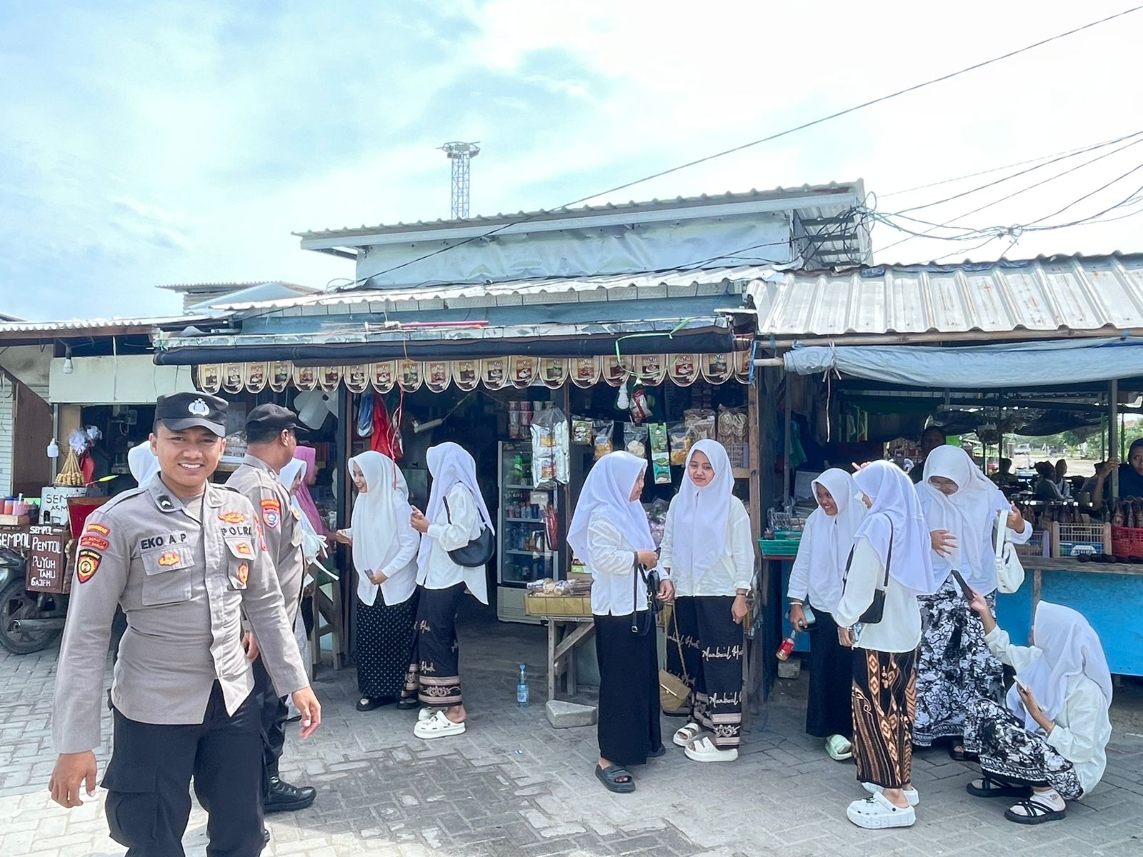 Polsek Paciran intens Patroli Siang guna Pengamanan Ops Lilin Semeru 2024