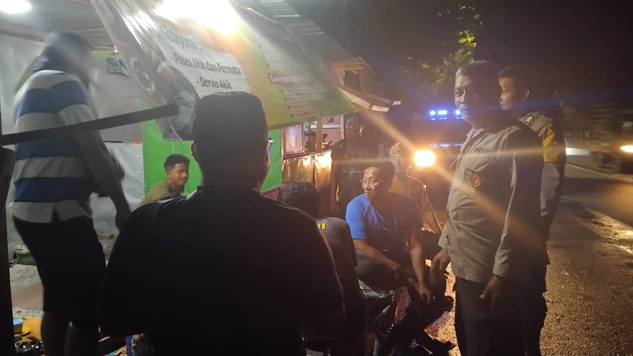 Pasca Nataru, Polres Situbondo Gelar Patroli Blue Light, Cegah Gangguan Kamtibmas Malam Hari