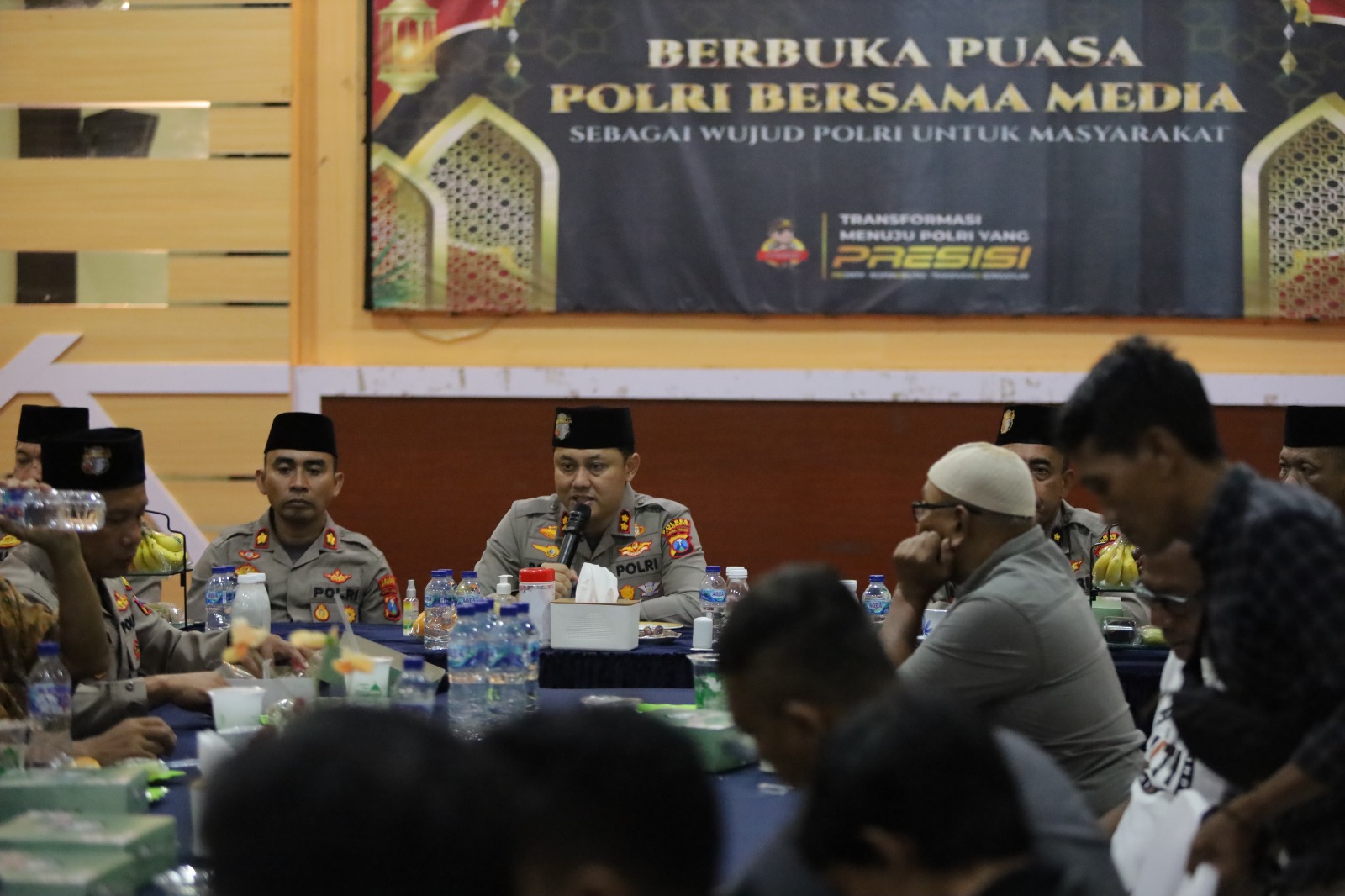 Kapolres Lamongan Berbuka Puasa Bersama Wartawan, Pererat Sinergi dan Kebersamaan