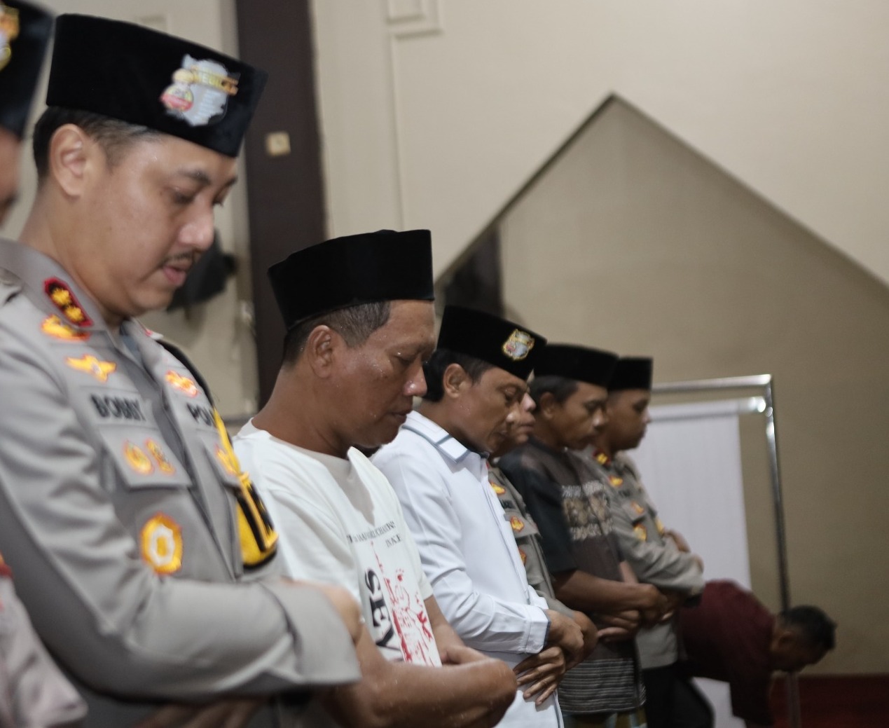 Kapolres Lamongan Ajak Masyarakat Bersinergi Jaga Kamtibmas dalam Kultum Subuh
