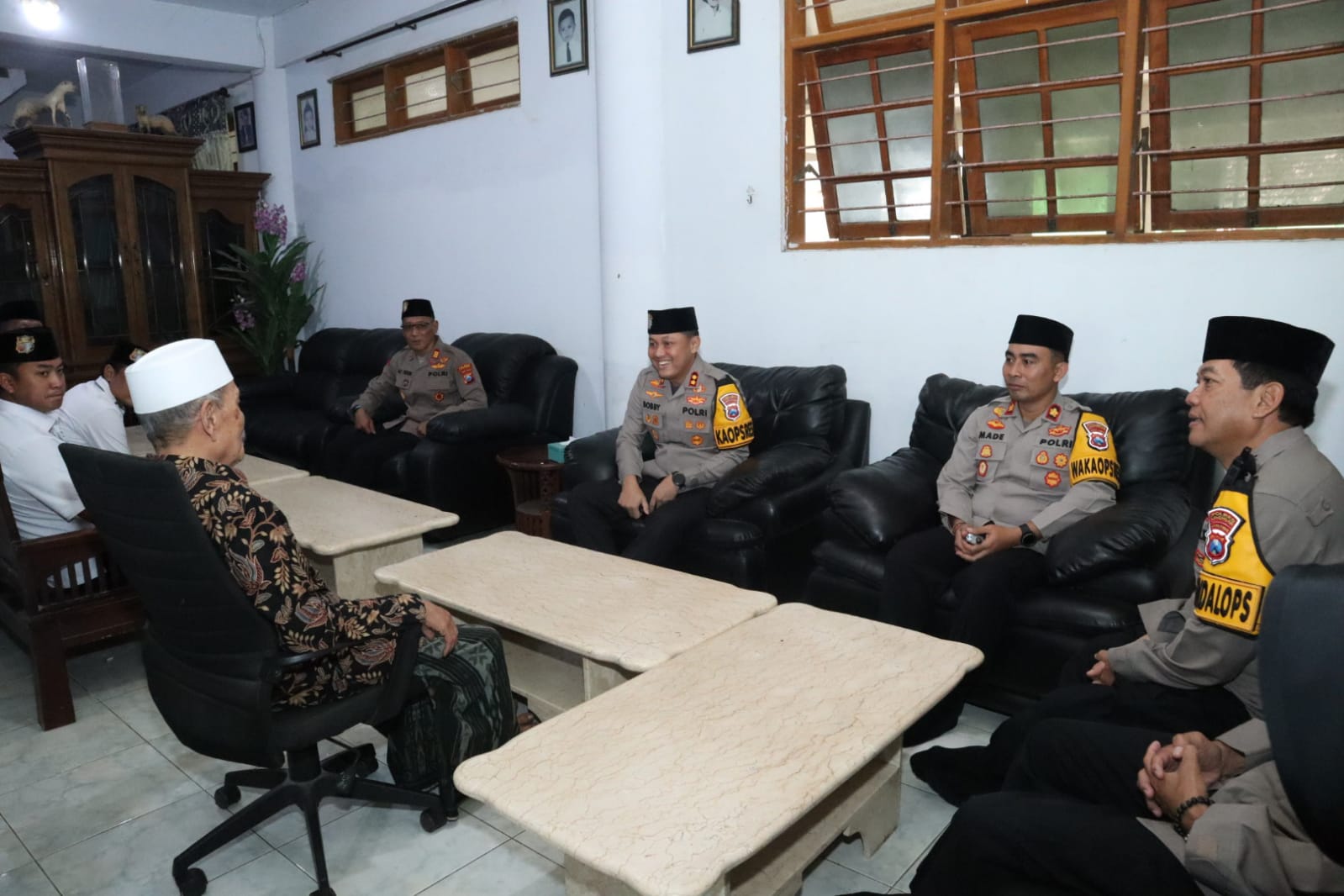Kapolres Lamongan Bersilaturahmi ke Ponpes Sunan Drajat