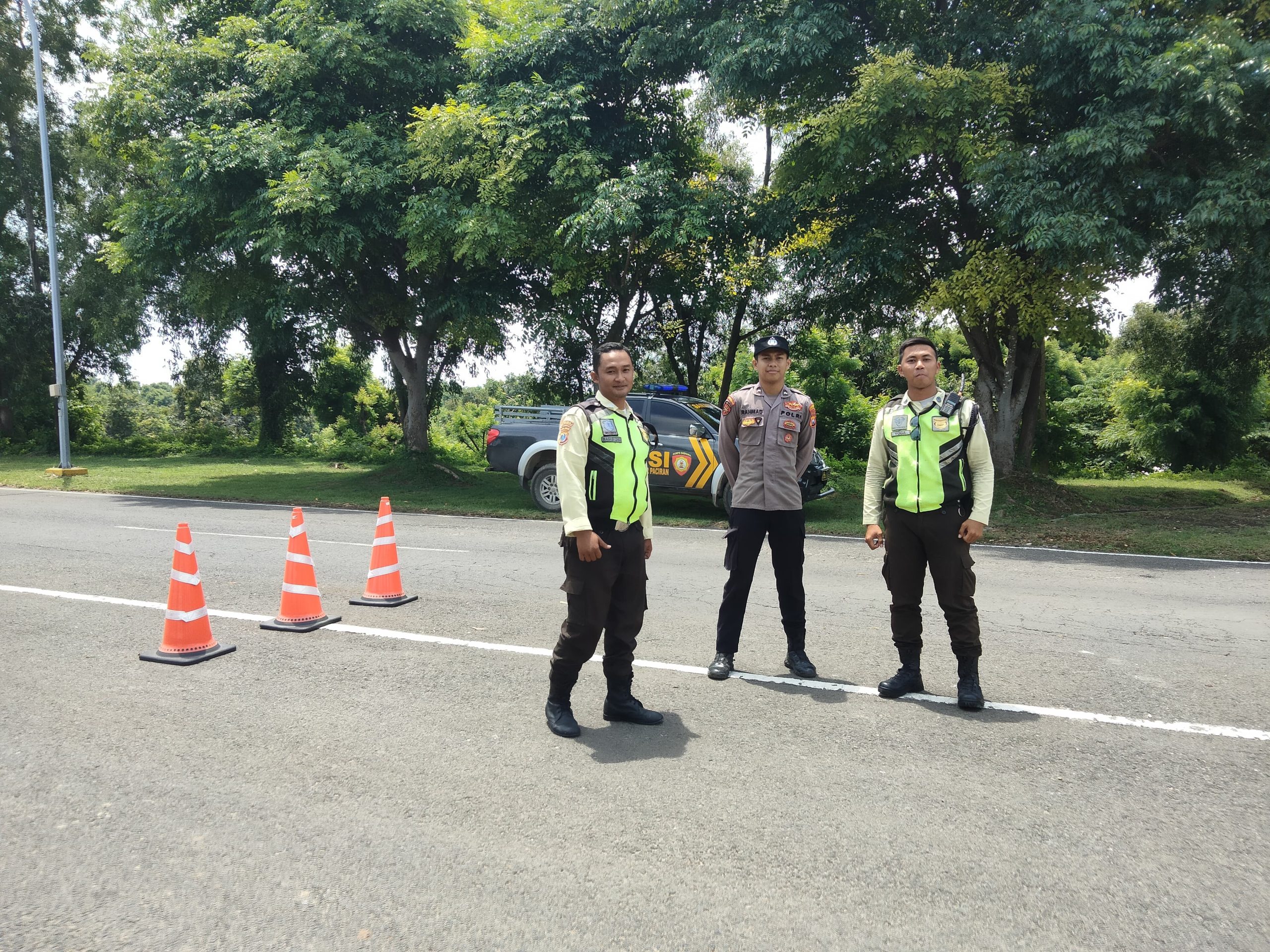 Anggota Polsek Paciran Pantau Situasi Kamtibmas Melalui Patroli