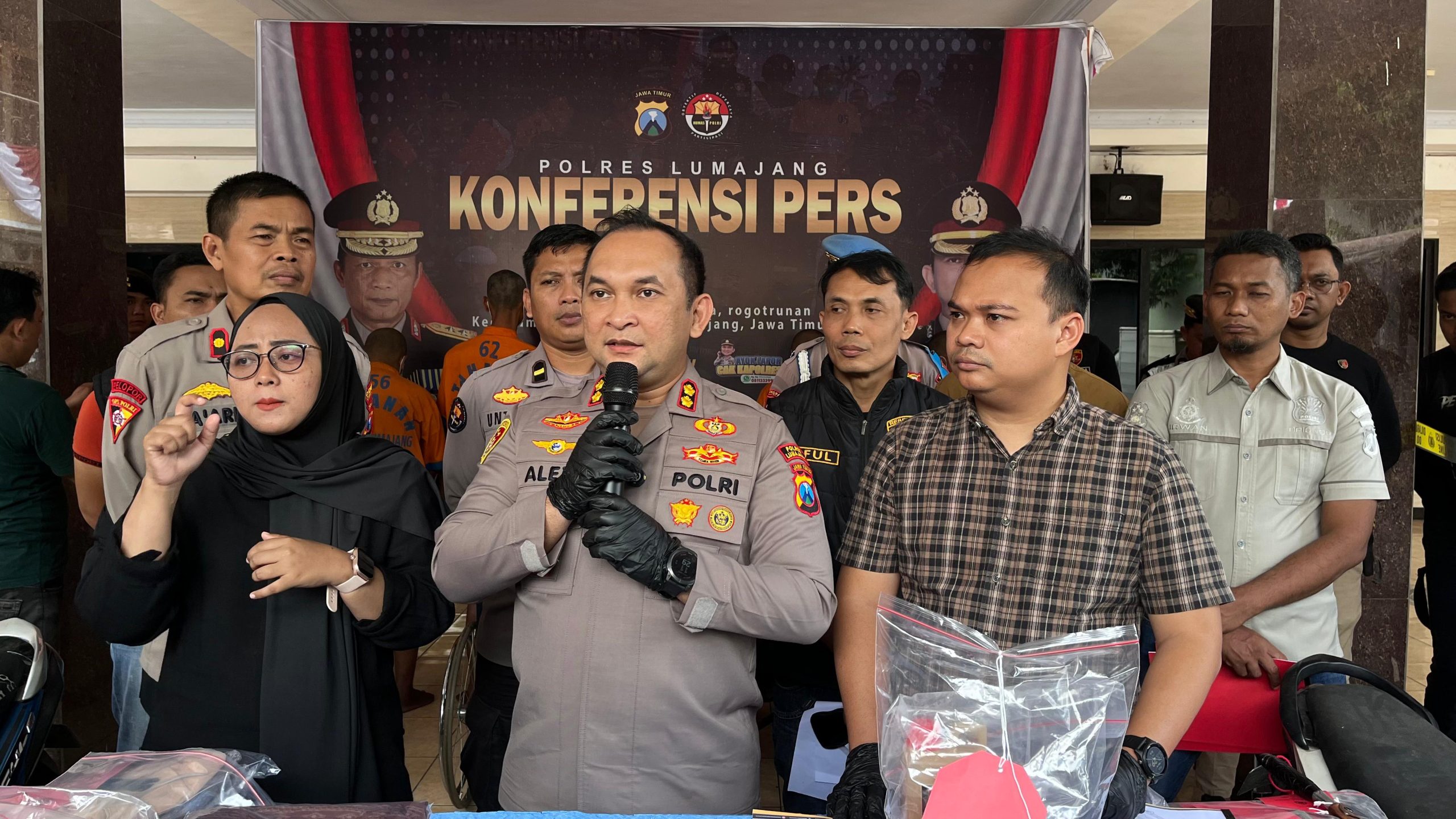 Polres Lumajang Amankan Dua Tersangka Pencurian 91 Unit Meteran Air Milik Perumdam Tirta Mahameru