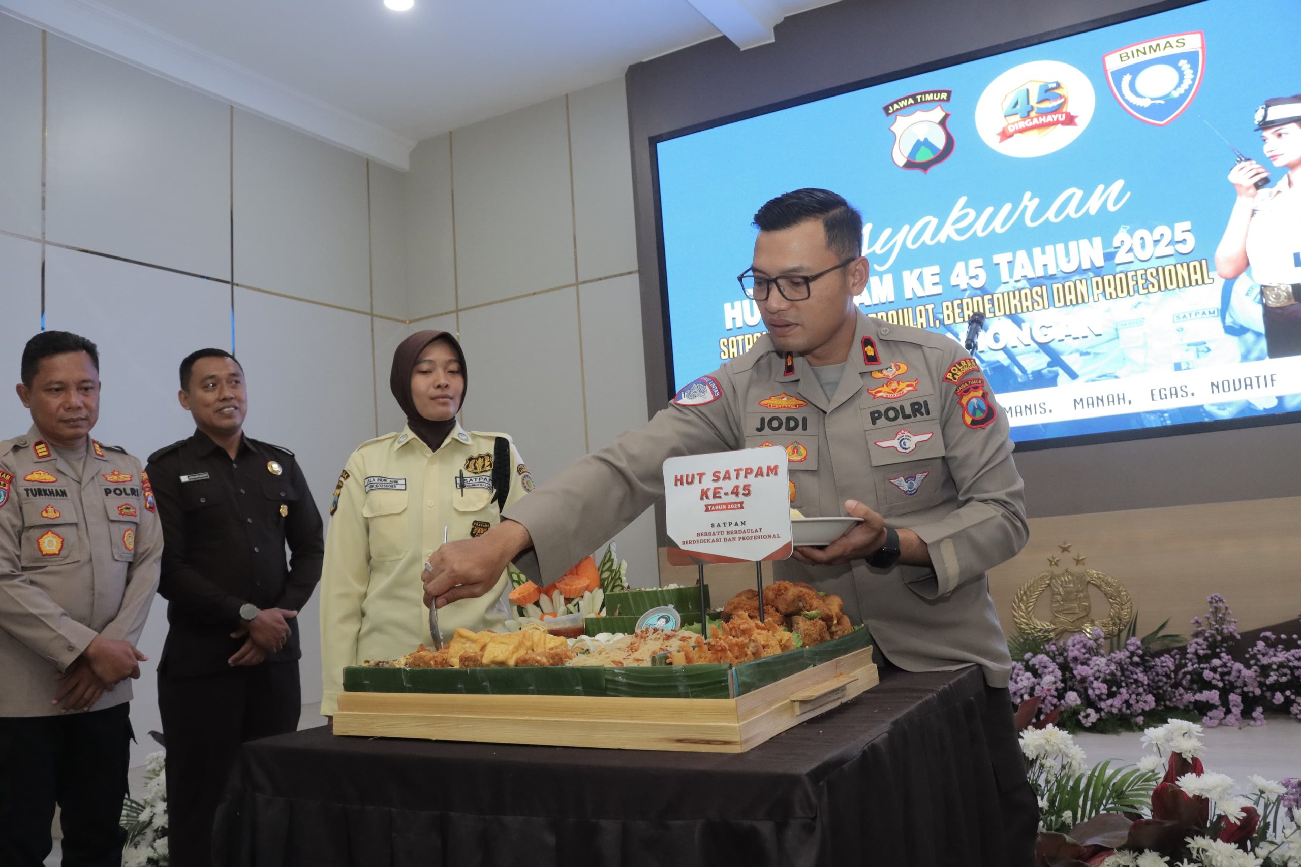 Pesan Kapolres Lamongan di Tasyakuran HUT Satpam ke-45